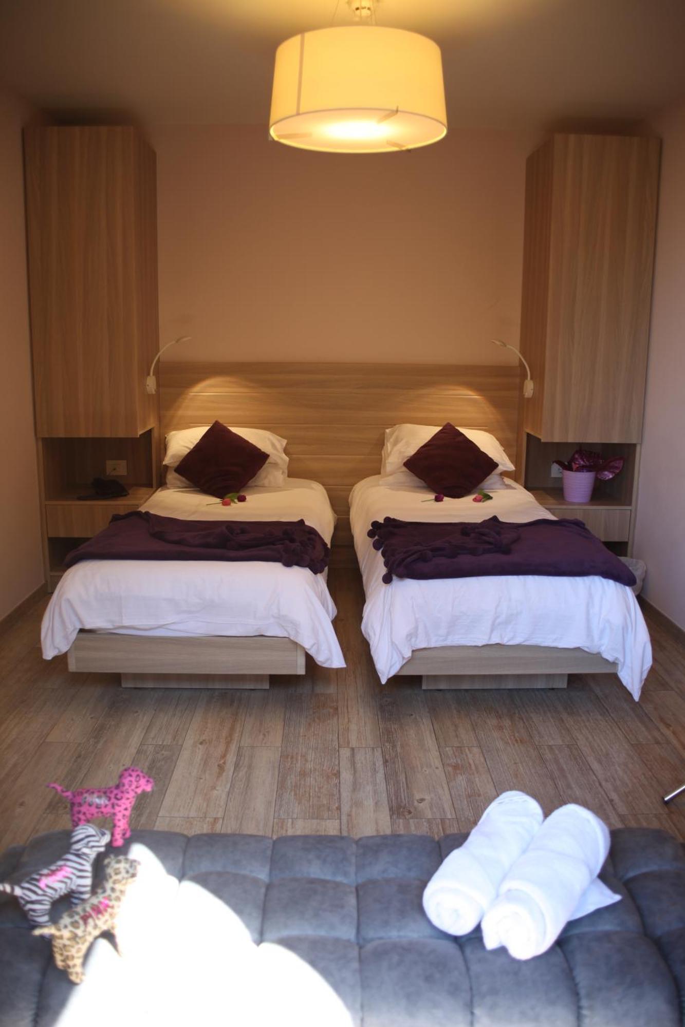 Hotello Guest Suites Dżunija Zewnętrze zdjęcie